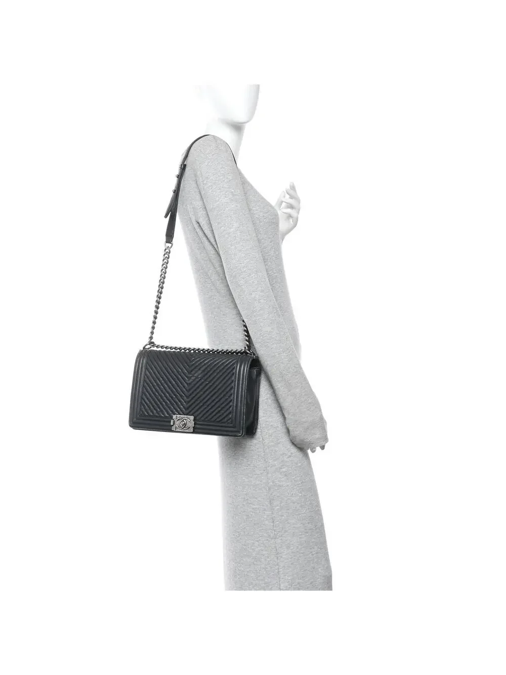 Chanel Wrinkled Lambskin Chevron #334339C21B